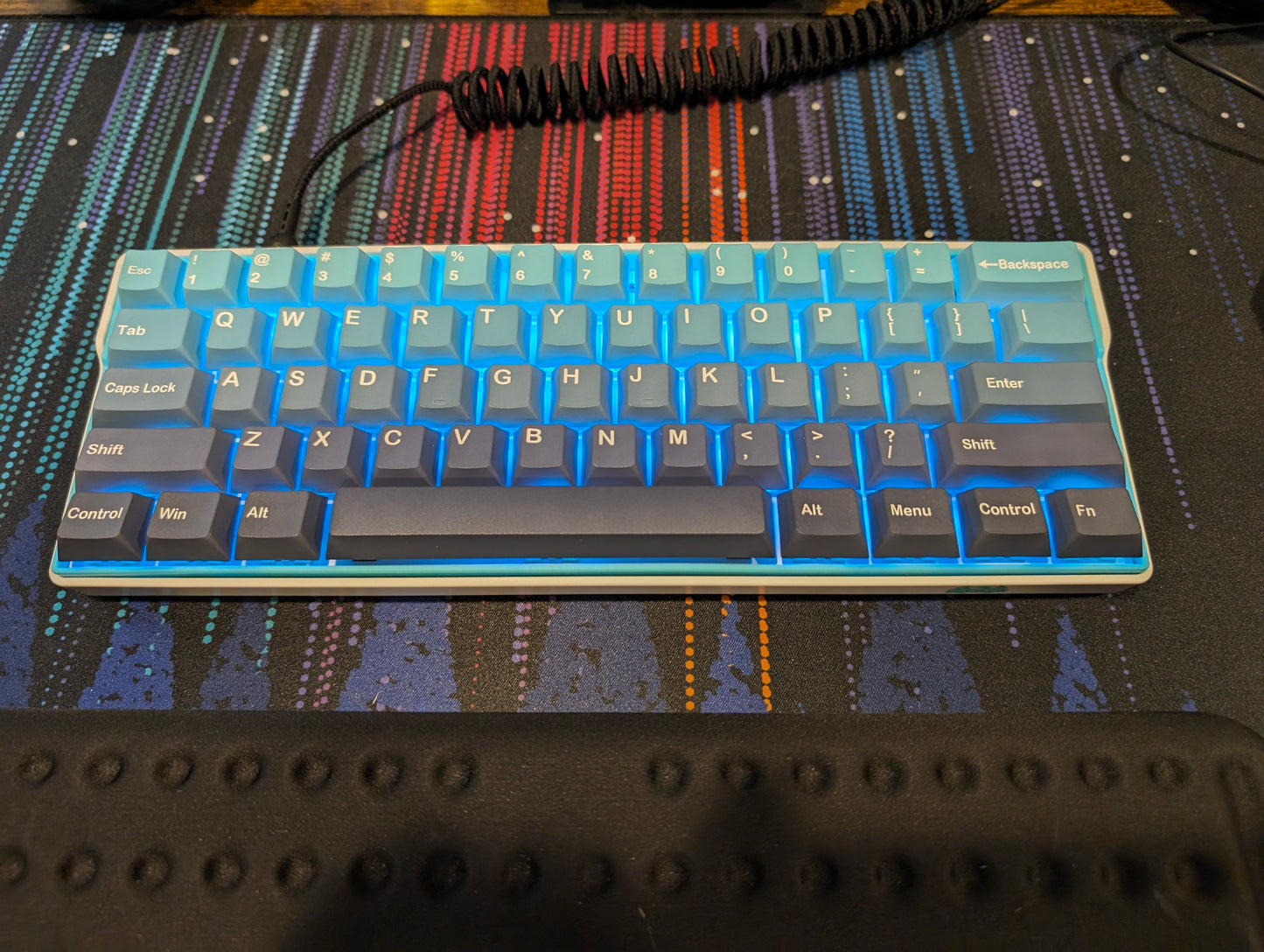 60% Keyboard - Cyan/White