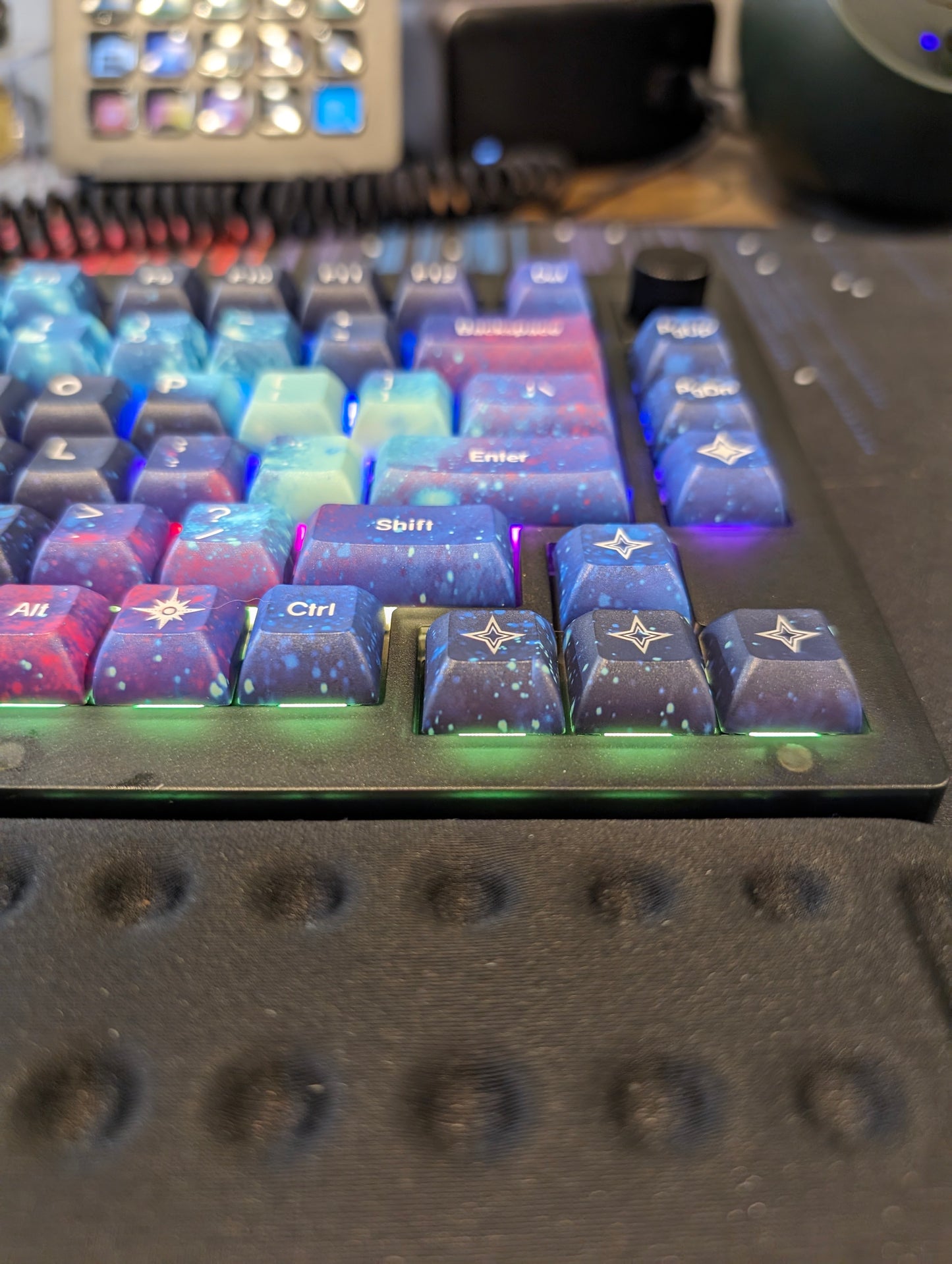 Starry Customized Keychron V1 Translucent 75% Mechanical Keyboard