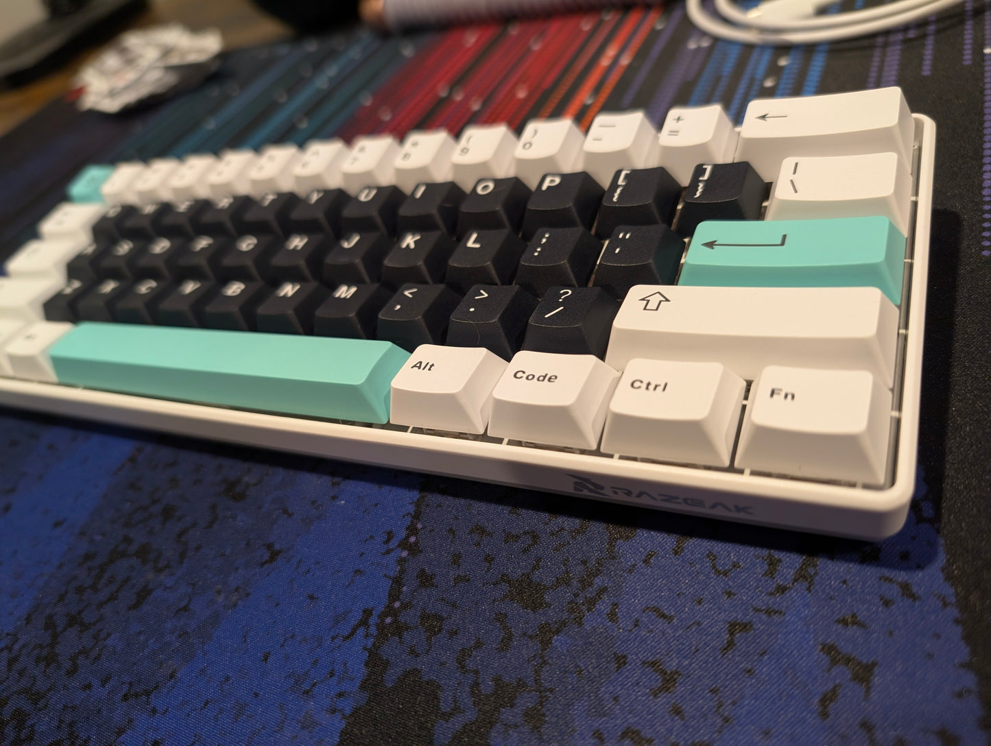 Sleek White 60% Razeak Compact Linear Keyboard