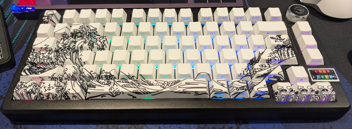 White Waves of Kanagawa 75% Shine Through Keyboard