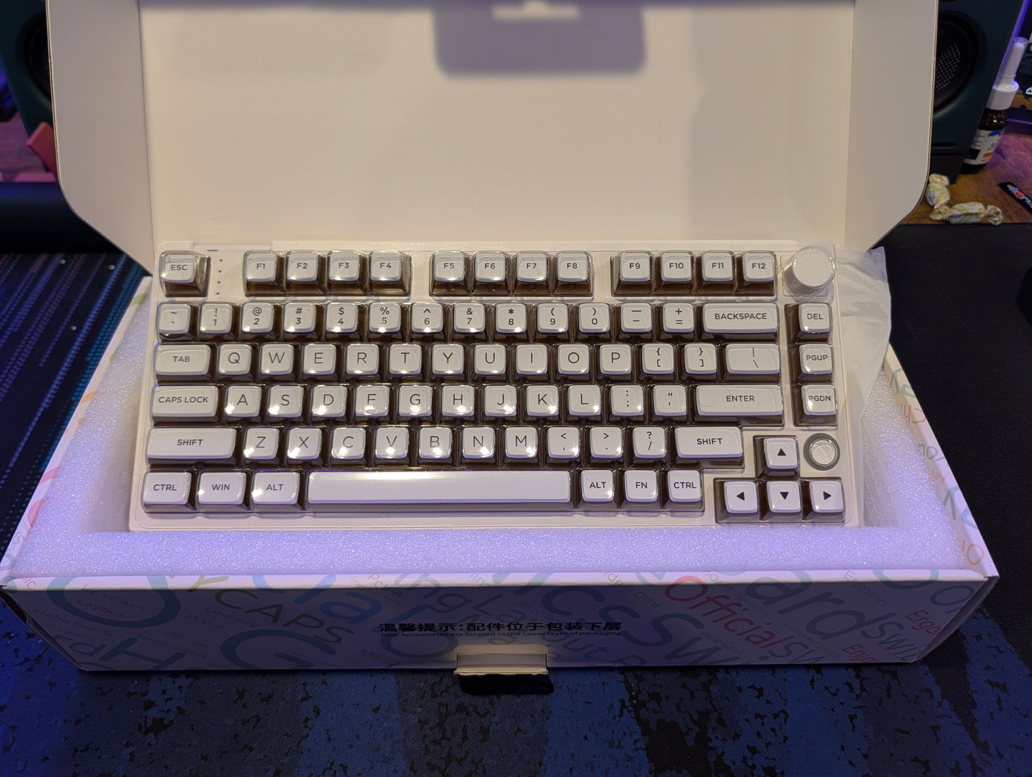 Loud Keys Custom: Hello Ganss XS75T "Soda" Edition | Gasket Mount Mechanical Keyboard
