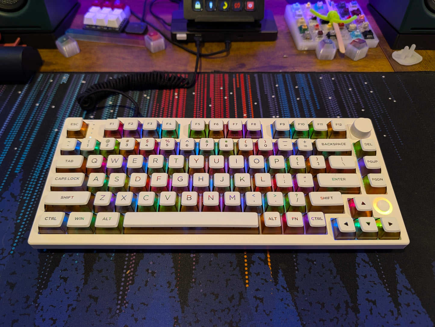 Loud Keys Custom: Hello Ganss XS75T "Soda" Edition | Gasket Mount Mechanical Keyboard